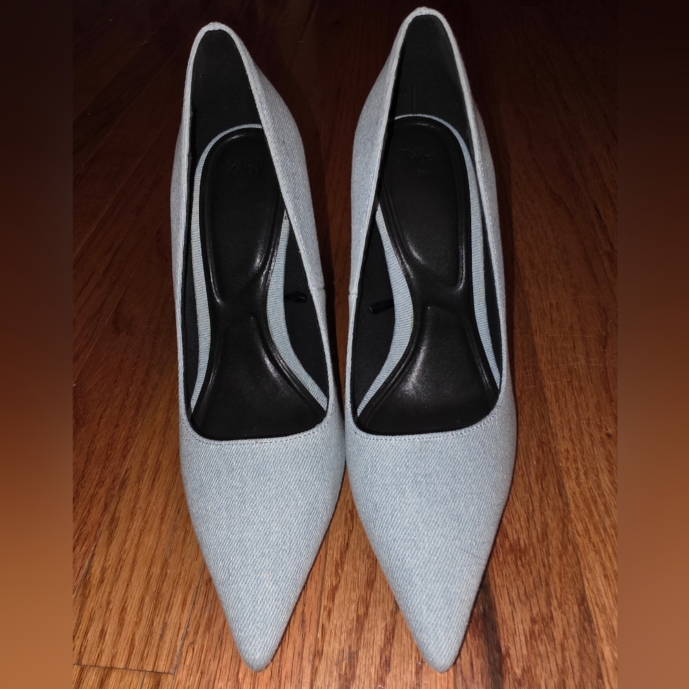 New w/out Box Zara Light Denim Blue Pumps Heels Size 8 - Picture 2 of 6